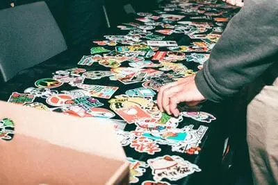 custom-sticker-printing