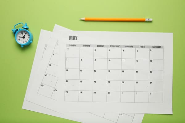custom-desk-calendar